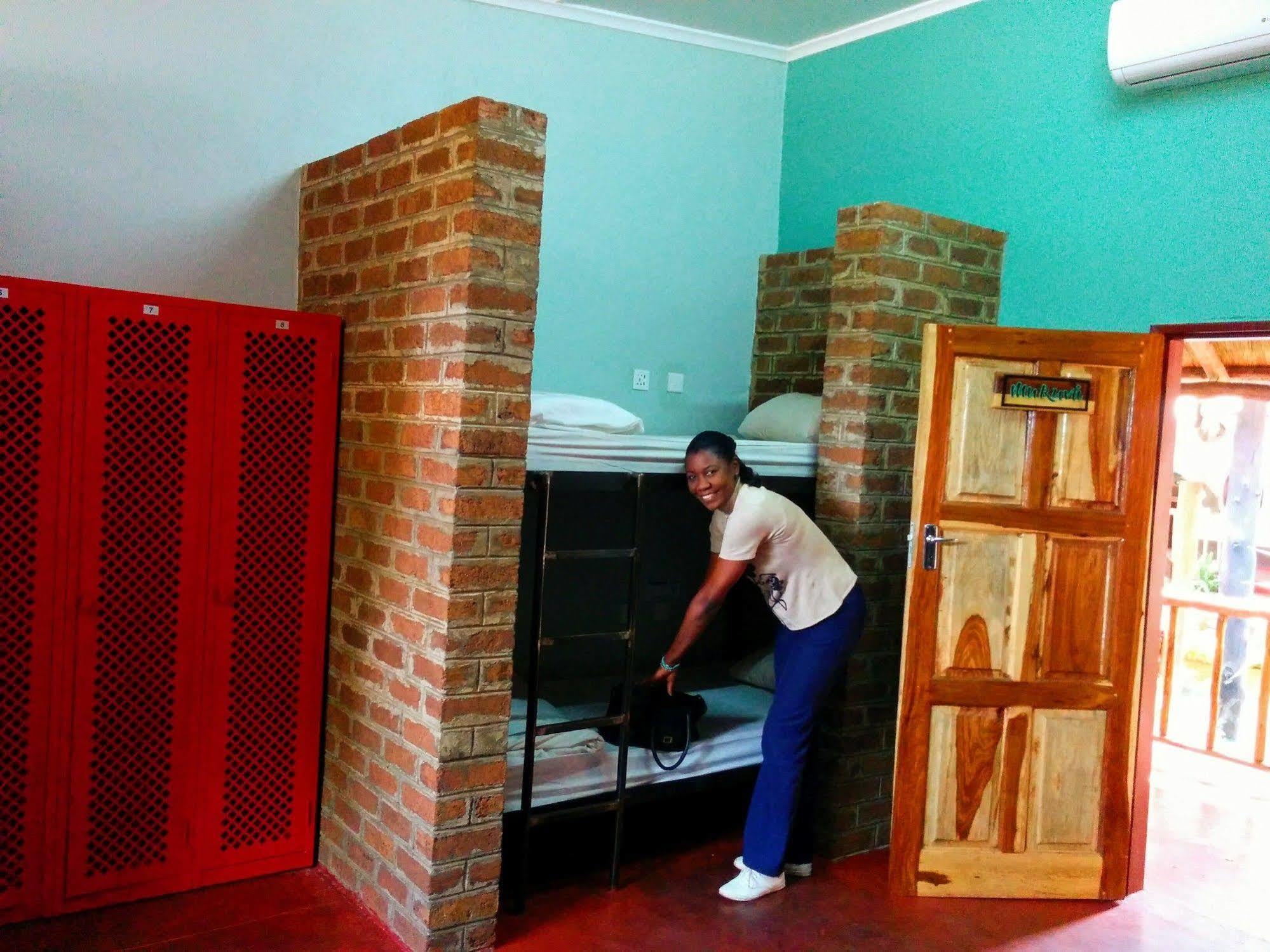 Jollyboys Backpackers Pansiyon Livingstone Dış mekan fotoğraf