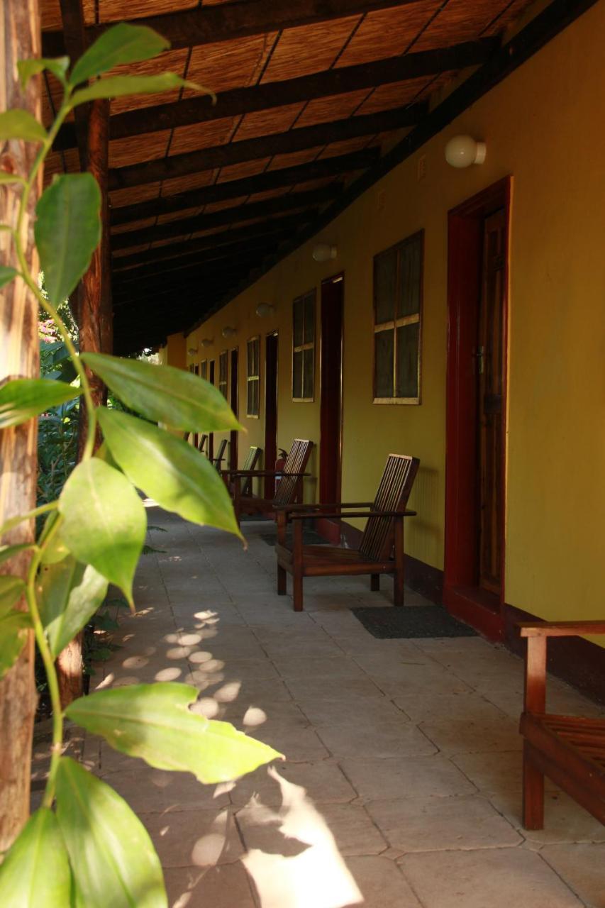 Jollyboys Backpackers Pansiyon Livingstone Dış mekan fotoğraf