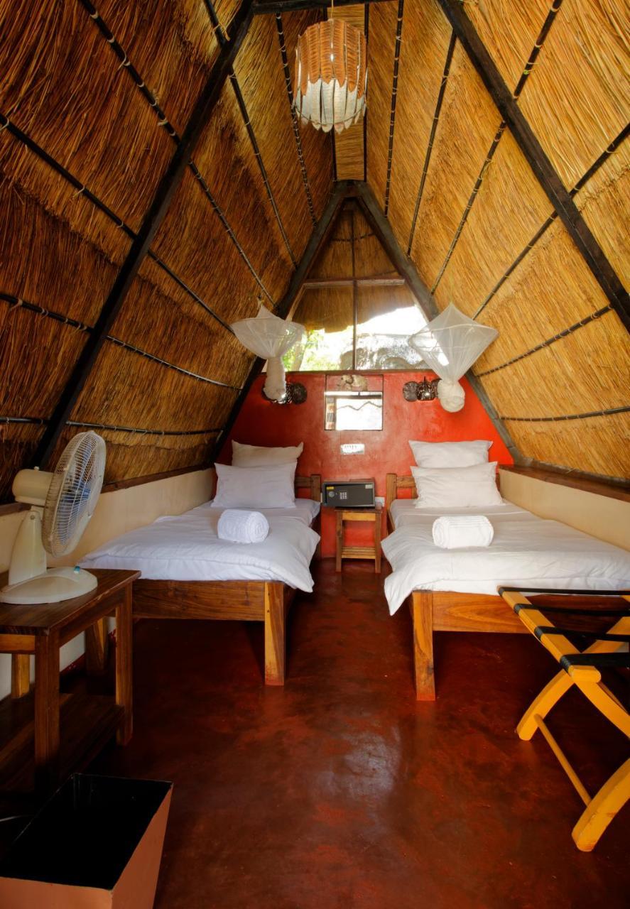 Jollyboys Backpackers Pansiyon Livingstone Dış mekan fotoğraf